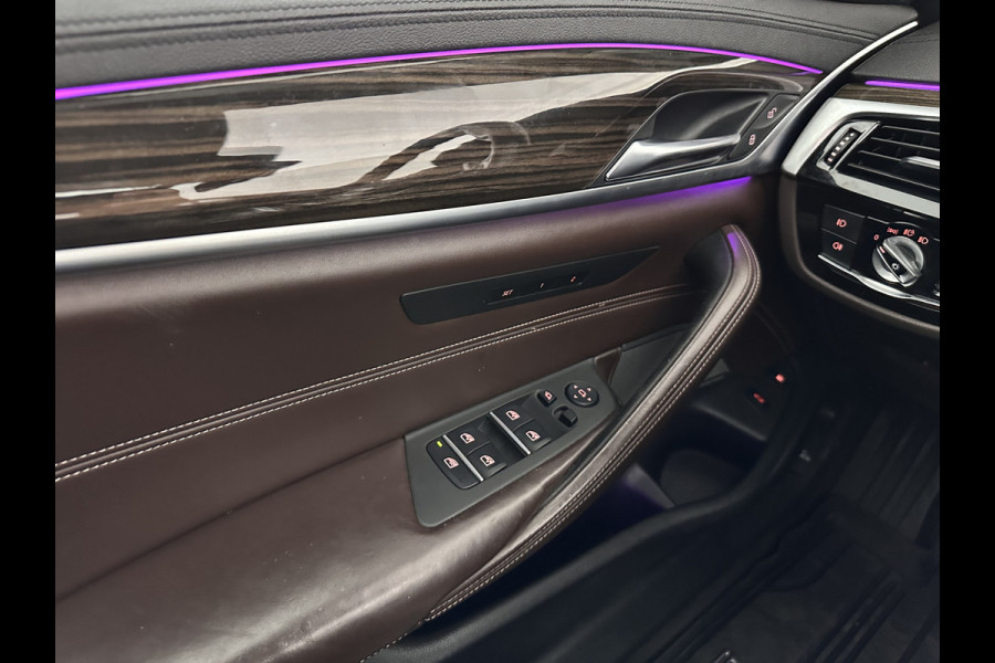 BMW 5 Serie 530e iPerformance High Executive (Plug-in) Aut.*PANO | LEATHER | FULL-LED | TOPVIEW | KEYLESS | HARMAN/KARDON | BLINDSPOT | MEMORY-PACK | HEATED-COMFORTSEATS | DIGI-COCKPIT | AMBIENTLIGHT | NAVI-FULLMAP | 20''ALU*