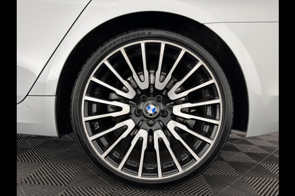 BMW 5 Serie 530e iPerformance High Executive (Plug-in) Aut.*PANO | LEATHER | FULL-LED | TOPVIEW | KEYLESS | HARMAN/KARDON | BLINDSPOT | MEMORY-PACK | HEATED-COMFORTSEATS | DIGI-COCKPIT | AMBIENTLIGHT | NAVI-FULLMAP | 20''ALU*