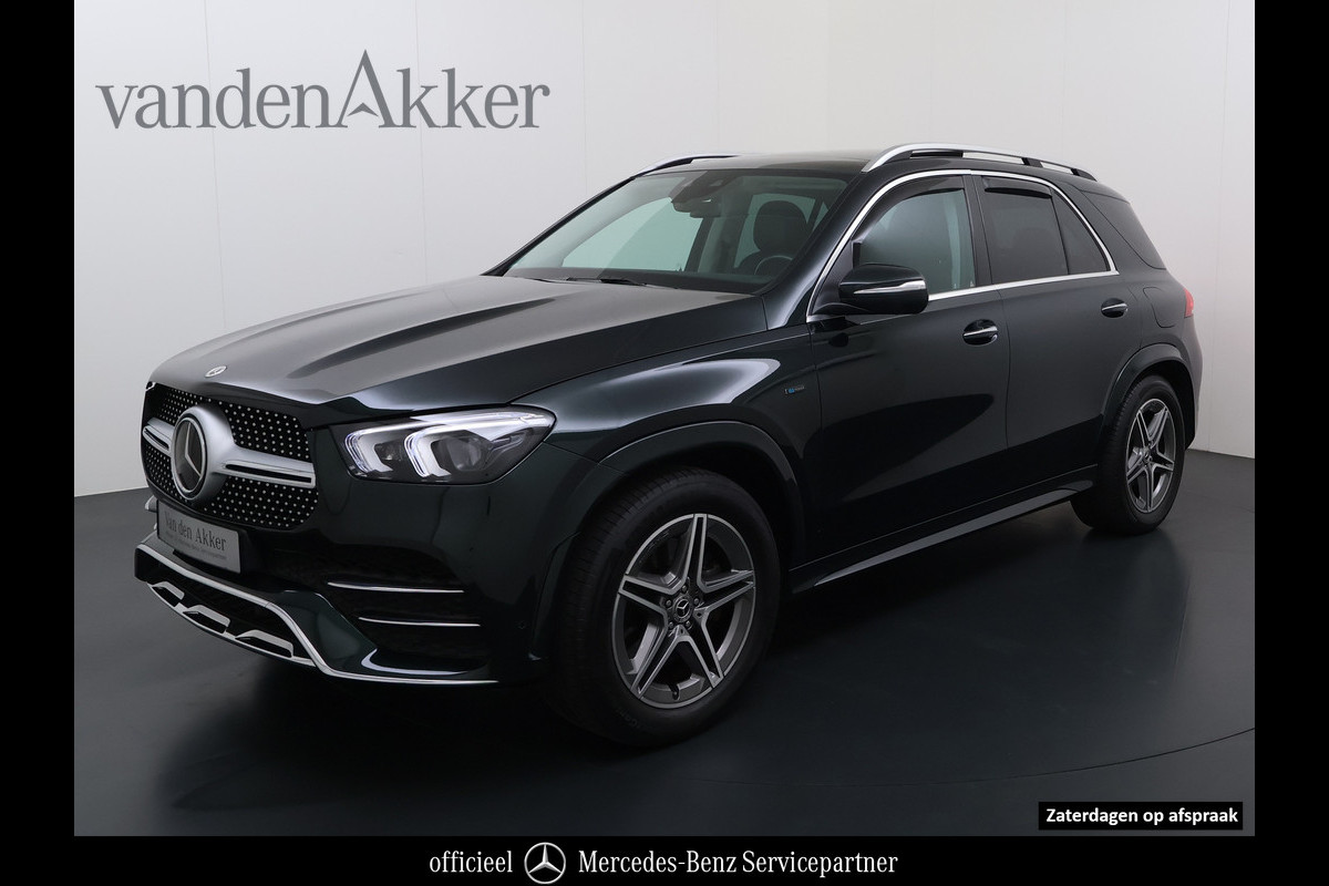 Mercedes-Benz GLE 350e AMG // Trekhaak // Panoramadak // Distronic // 360 Camera // Rij Assistentiepakket // Carplay // Keyless entry // MultiBeam