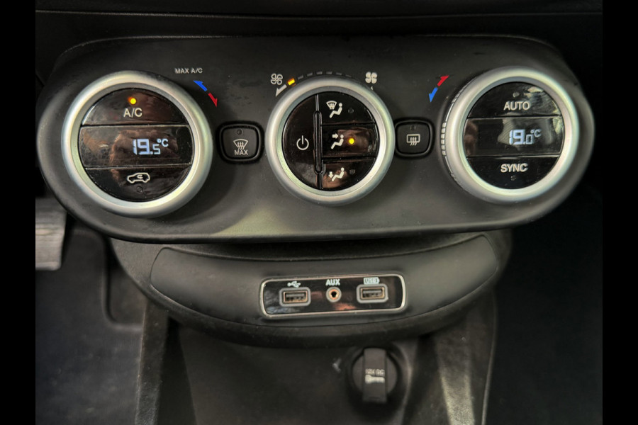 Fiat 500X 1.6 E-torQ Mirror Edition - Navigatie I Airco I PDC I Sport velgen I Xenon I Dealer onderhouden