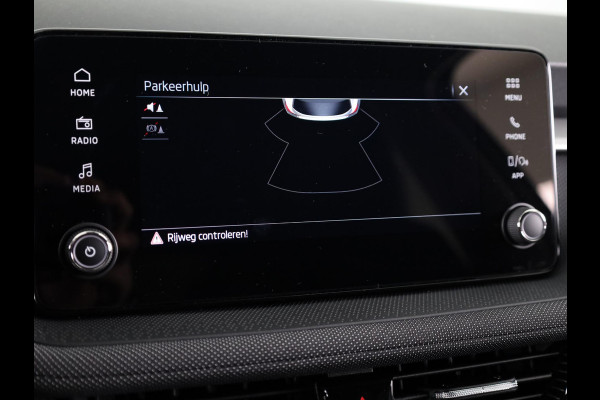 Škoda Fabia Selection 1.0 TSI 95 pk 5 vesn. Hand | Getint glas achter