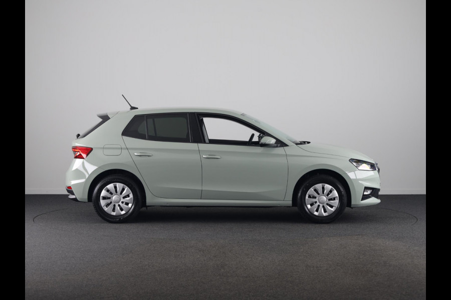 Škoda Fabia Selection 1.0 TSI 95 pk 5 vesn. Hand | Getint glas achter