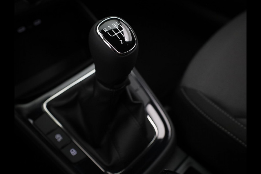 Škoda Fabia Selection 1.0 TSI 95 pk 5 vesn. Hand | Getint glas achter