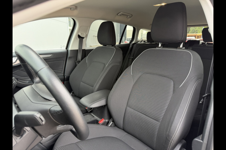 Ford FOCUS Wagon 1.0 EcoB. Tit. Bns
