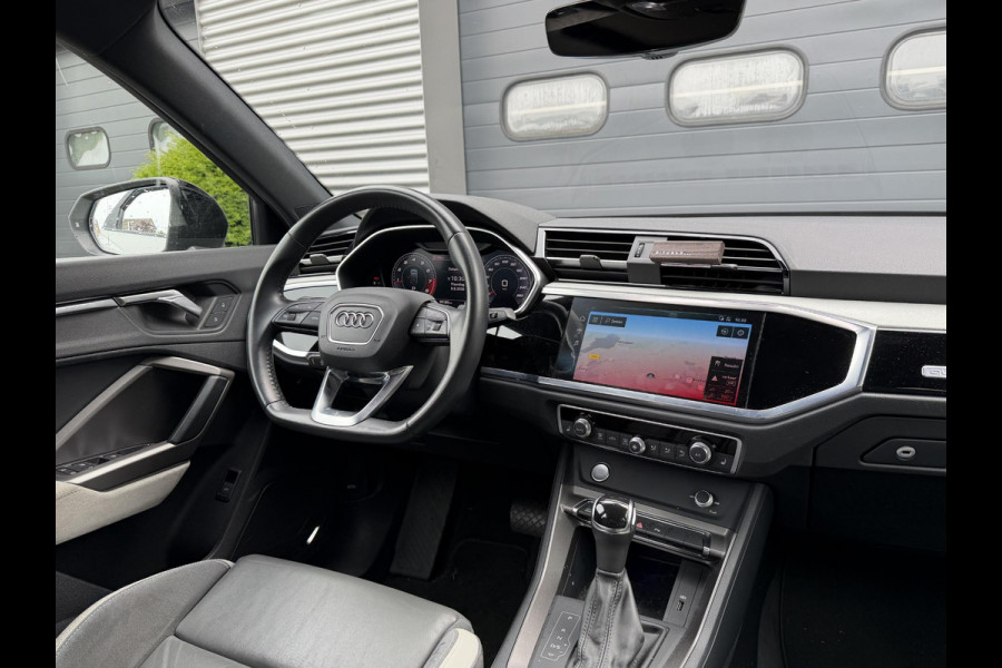 Audi Q3 Sportback 45 TFSI quattro edition one | Panoramadak | 360* Camera | Bang & Olufsen | Elektrische Achterklep | DAB |