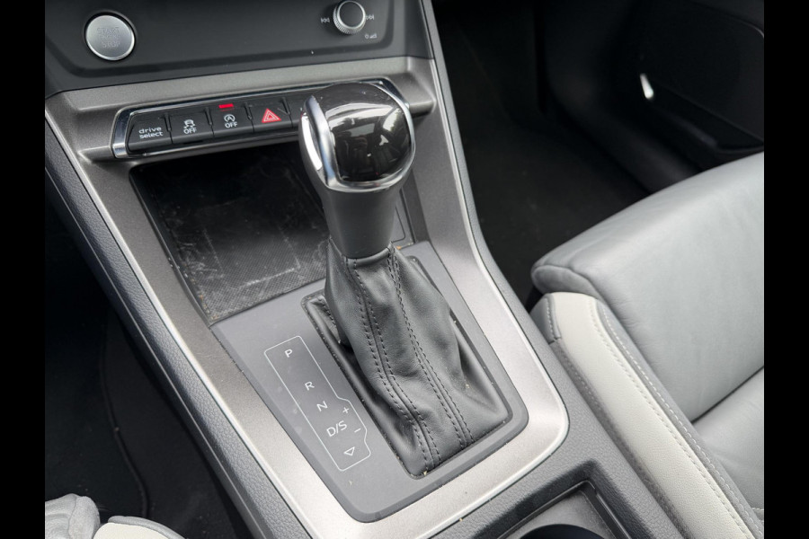 Audi Q3 Sportback 45 TFSI quattro edition one | Panoramadak | 360* Camera | Bang & Olufsen | Elektrische Achterklep | DAB |