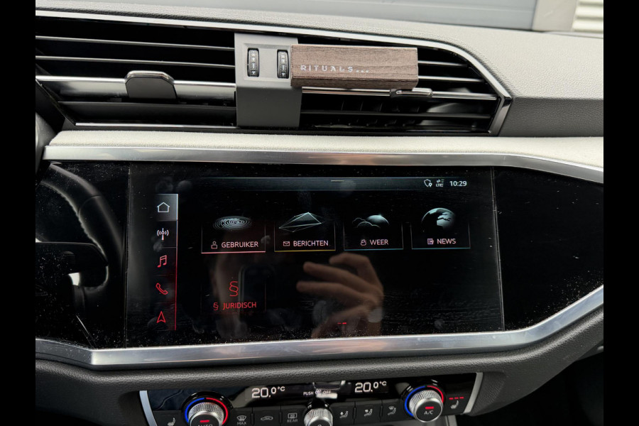 Audi Q3 Sportback 45 TFSI quattro edition one | Panoramadak | 360* Camera | Bang & Olufsen | Elektrische Achterklep | DAB |
