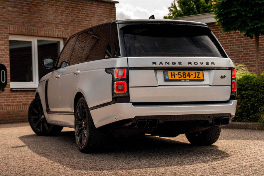 Land Rover Range Rover P400e Limited Edition 404 PK SVO Kleur Pano Soft-Close Keyless Meridian 21''