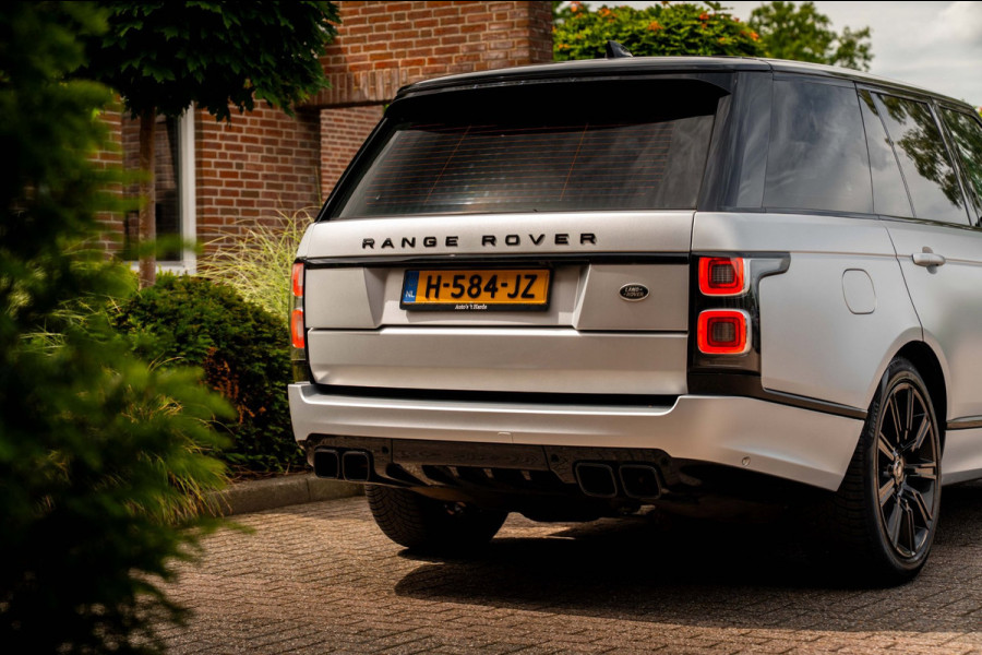 Land Rover Range Rover P400e Limited Edition 404 PK SVO Kleur Pano Soft-Close Keyless Meridian 21''
