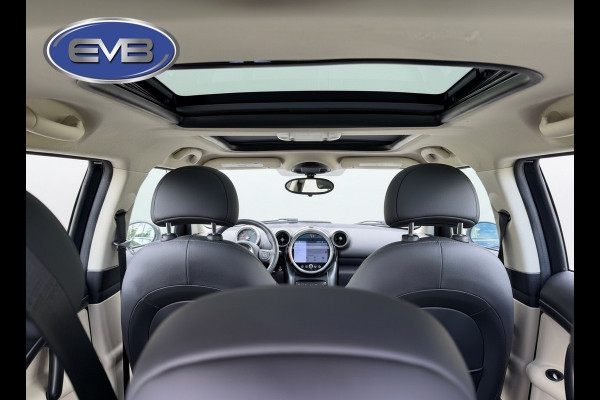 Nissan QASHQAI 1.2 Tekna, panoramadak, 360 camera, stoelverwarming, afneembare trekhaak, vele opties