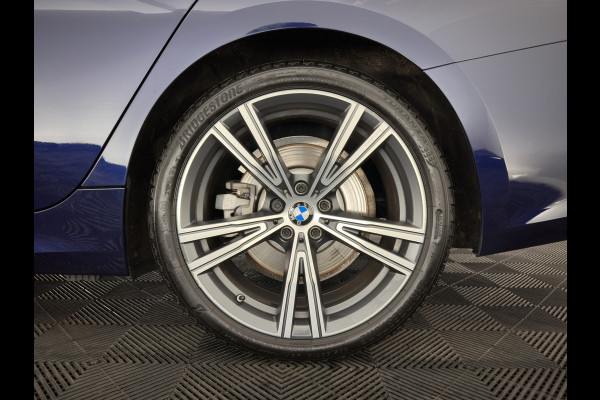 BMW 3 Serie Touring 320e Business Edition Plus (Plug-in) (INCL-BTW) Aut. *PANO | LASER-LED | LEATHER | HEATED-SPORTSEATS | HIFI-SOUND | KEYLESS | DIGI-COCKPIT | NAVI-FULLMAP | DAB | AMBIENTLIGHT | PRIVACY-GLASS | ECC | PDC | CRUISE | TOWBAR | 19''A