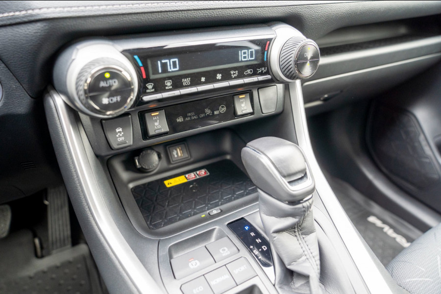 Toyota RAV4 2.5 Hybrid Business| Prijs rijklaar incl. 12 mnd garantie | Camera Elek klep Carplay Stuur-stoelverw.
