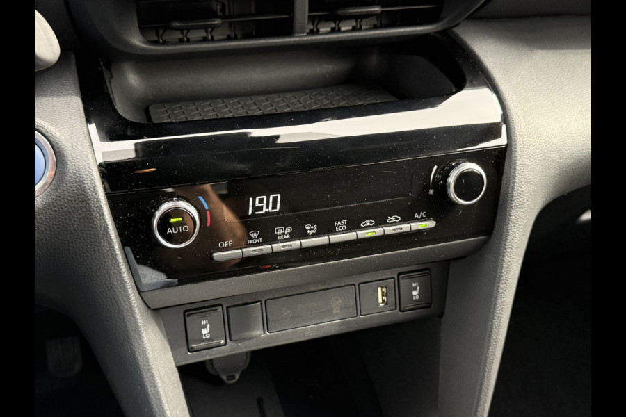 Toyota Yaris Cross 1.5 Hybrid Team D | ACC | CarPlay | Keyless | LED