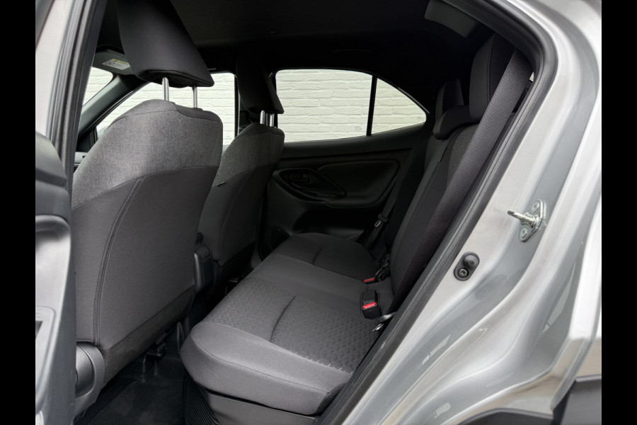 Toyota Yaris Cross 1.5 Hybrid Team D | ACC | CarPlay | Keyless | LED