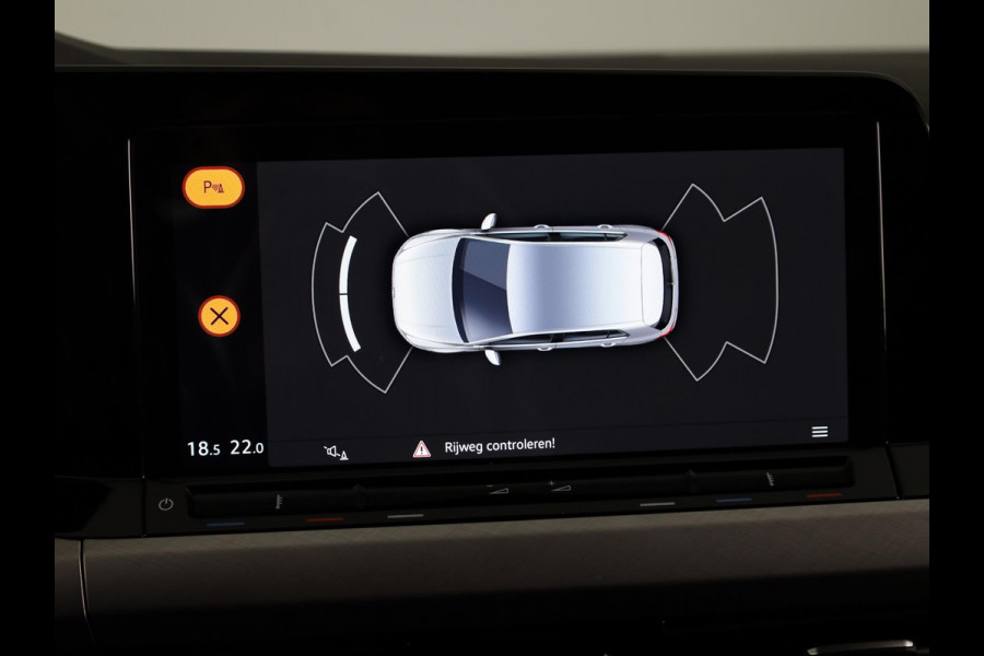Volkswagen Golf 1.0 eTSI Life 110PK | Automaat (DSG) | Navigatie | Parkeersensoren |