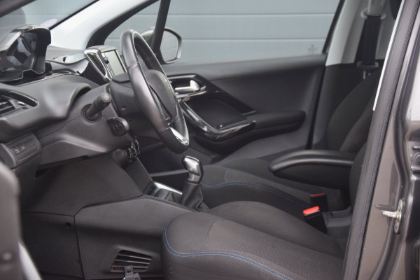 Peugeot 208 1.2 PureTech Signature DB RIEM RECENT VERNIEUWD/APPLE CARPLAY/ARMSTEUN