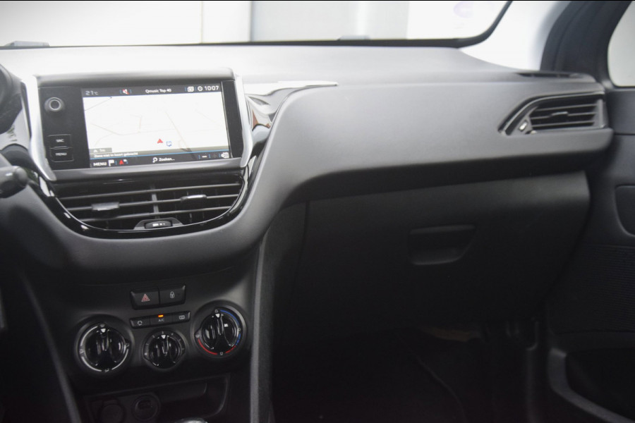 Peugeot 208 1.2 PureTech Signature DB RIEM RECENT VERNIEUWD/APPLE CARPLAY/ARMSTEUN