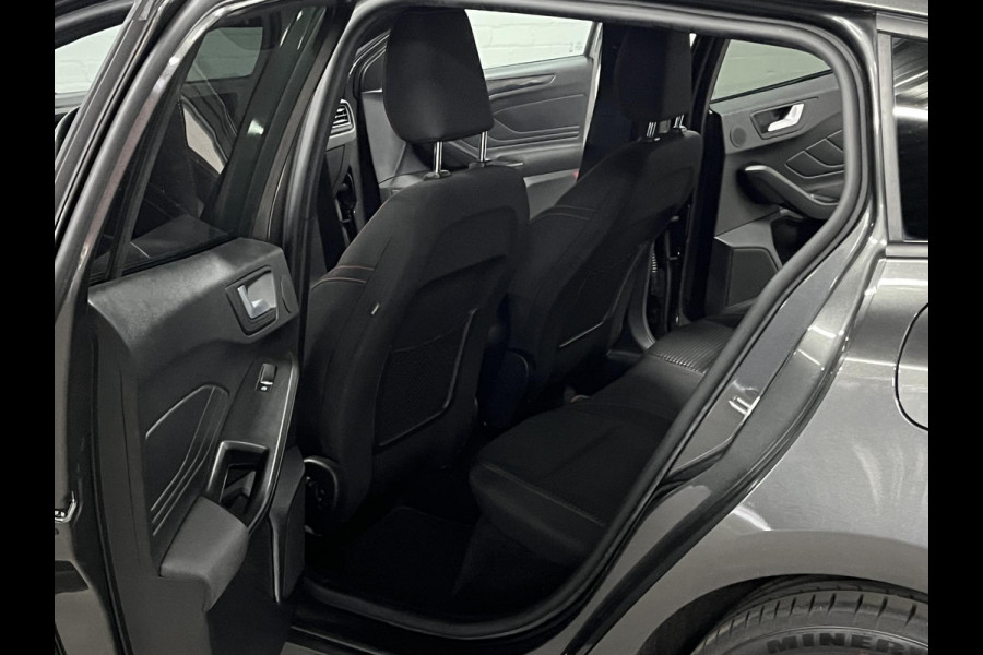 Ford FOCUS Wagon 1.0 EcoBoost Hybrid ST Line X Trekhaak | Adapt. cruise | Stoel-/Stuur verwarming | Voorruitverwarming | Keyless | Camera