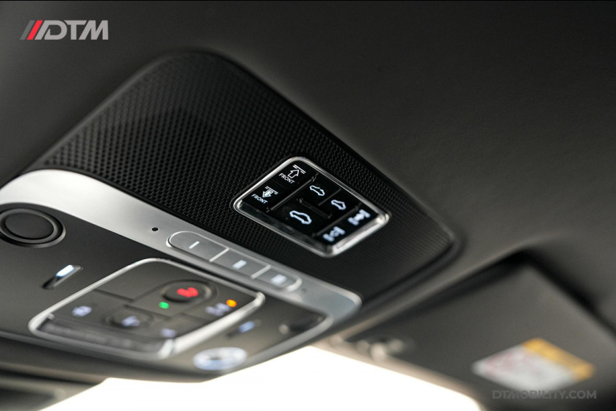 Bentley Flying Spur 6.0 W12 Mulliner | Black Line | Illuminated Flying B | Naim Audio