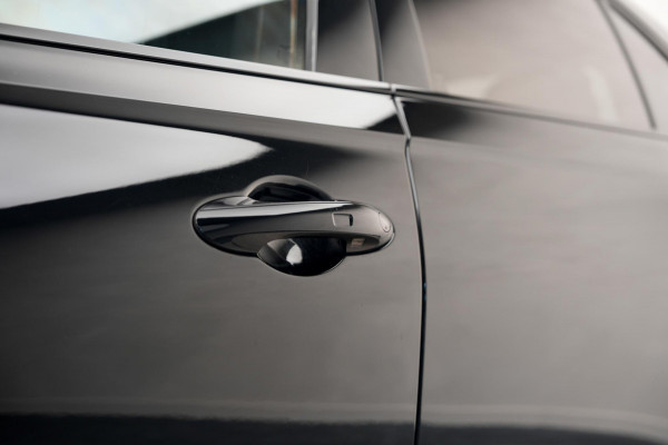 Bentley Flying Spur 6.0 W12 Mulliner | Black Line | Illuminated Flying B | Naim Audio