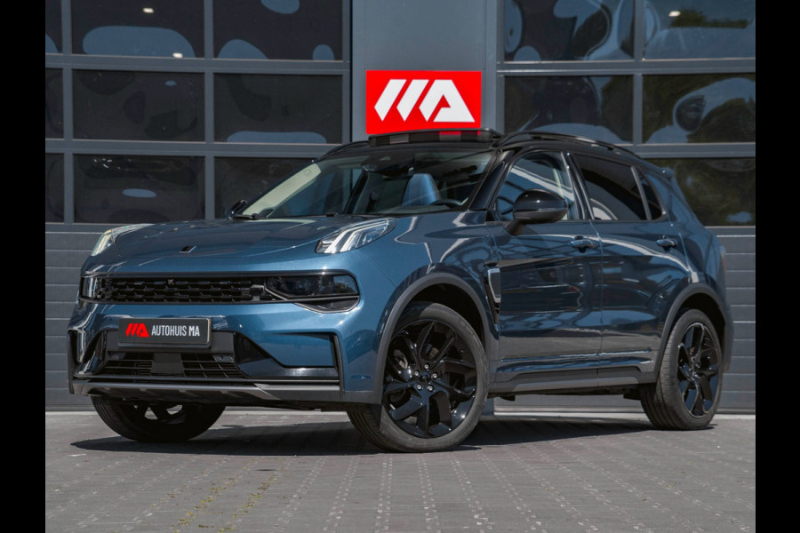 Lynk & Co 01 1.5 Black Edition Pano|360° Camera|ACC|Trekhaak|Navi|Carplay