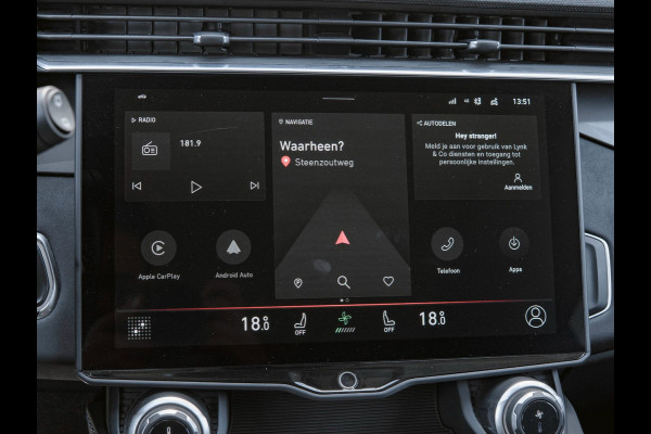 Lynk & Co 01 1.5 Black Edition Pano|360° Camera|ACC|Trekhaak|Navi|Carplay