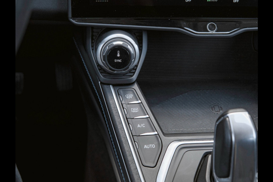 Lynk & Co 01 1.5 Black Edition Pano|360° Camera|ACC|Trekhaak|Navi|Carplay
