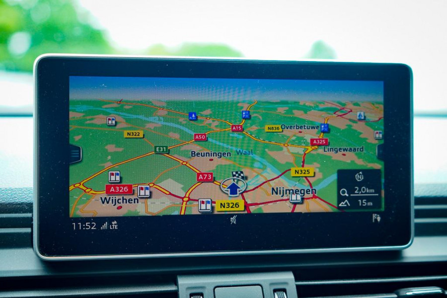 Audi Q5 3.0 TDI quattro Sport S Line Black Edition / Pano / Leder / Luchtvering / Adaptive Cruise