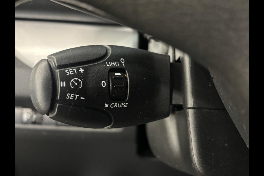 Opel Vivaro 2.0 CDTI L3H1 Dubbele Cabine Edition Navigatie Camera Parkeer sensoren Airco Carplay Trekhaak