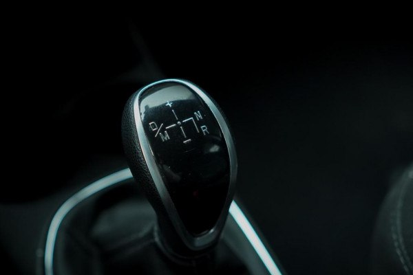 Opel KARL 1.0 Rocks Online Edition / Aut / Stoel&stuurverwarming / Carplay