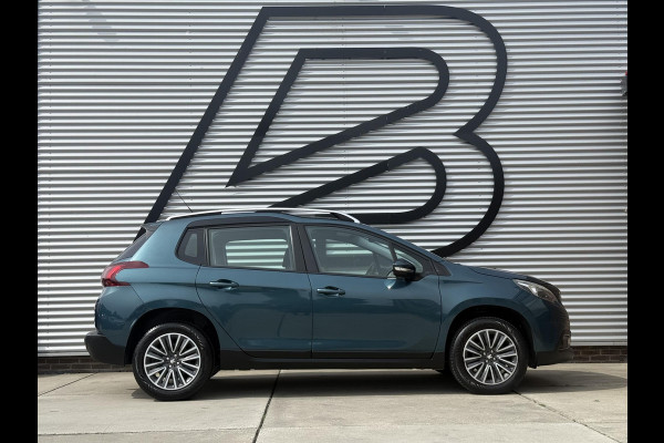 Peugeot 2008 1.2 PureTech Blue Lion 2e Eigenaar|Navi|Pano|Carplay|D-riem vv in 2024|Trekhaak|Airco|Cruise|PDC|N.A.P|APK tot 02-2027