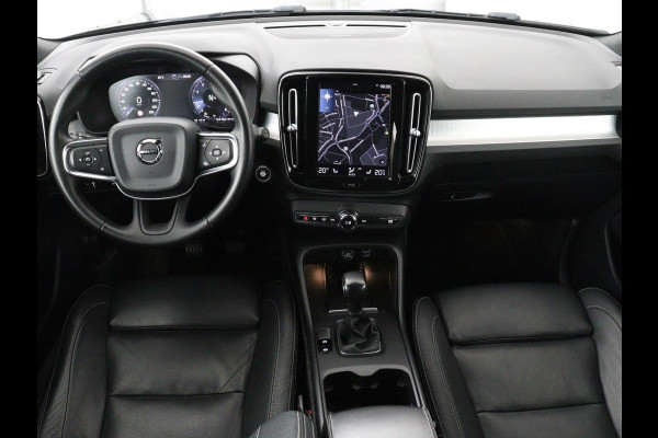 Volvo XC40 1.5 T3 Inscription | Leder | Stoelverwarming | Trekhaak | Carplay | Harman/Kardon | Camera | Keyless | Navigatie | Achterbankverwarming | Memory | Full LED | Cruise control | Parkeerhulp