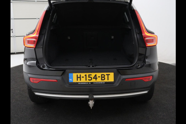 Volvo XC40 1.5 T3 Inscription | Leder | Stoelverwarming | Trekhaak | Carplay | Harman/Kardon | Camera | Keyless | Navigatie | Achterbankverwarming | Memory | Full LED | Cruise control | Parkeerhulp