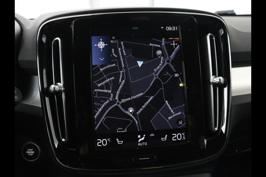 Volvo XC40 1.5 T3 Inscription | Leder | Stoelverwarming | Trekhaak | Carplay | Harman/Kardon | Camera | Keyless | Navigatie | Achterbankverwarming | Memory | Full LED | Cruise control | Parkeerhulp