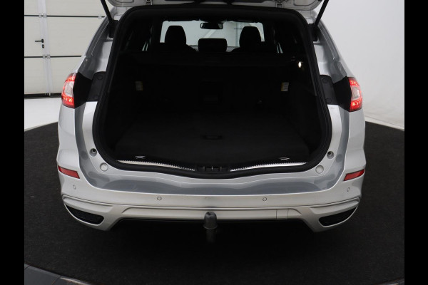 Ford Mondeo 1.5 ST Line | Trekhaak | Stoelverwarming | Keyless | Carplay | Navigatie | Stuurverwarming | Park Assist | Sfeerverlichting | DAB | Climate control | Bluetooth | Cruise control | Origineel NL