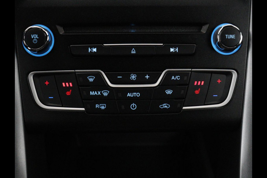 Ford Mondeo 1.5 ST Line | Trekhaak | Stoelverwarming | Keyless | Carplay | Navigatie | Stuurverwarming | Park Assist | Sfeerverlichting | DAB | Climate control | Bluetooth | Cruise control | Origineel NL