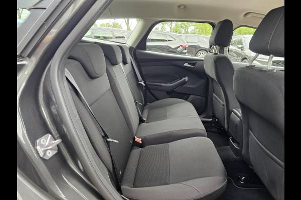 Ford FOCUS Wagon 1.0 Lease Edition Navigatie | Cruise control | Apple Carplay / Android auto | PDC achter etc.