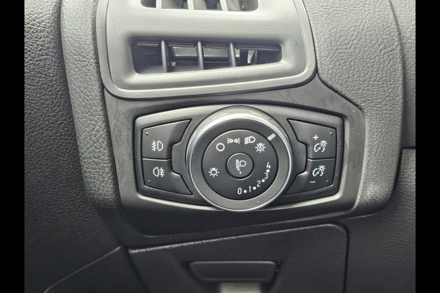 Ford FOCUS Wagon 1.0 Lease Edition Navigatie | Cruise control | Apple Carplay / Android auto | PDC achter etc.