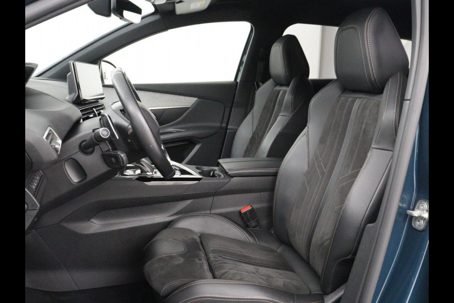 Peugeot 3008 1.6 HYbrid 225 GT Pack Business | SOH 92,5% | Stoelverwarming | Focal Sound | Adaptive cruise | 360 Camera | Alcantara | Carplay | Massage | Memory | Navigatie | Park Assist | PHEV | Plug In