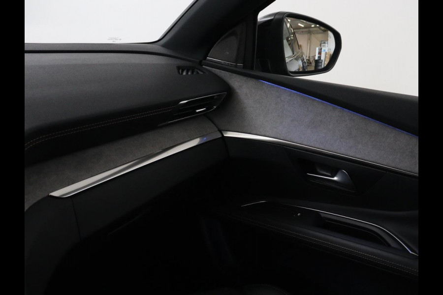 Peugeot 3008 1.6 HYbrid 225 GT Pack Business | SOH 92,5% | Stoelverwarming | Focal Sound | Adaptive cruise | 360 Camera | Alcantara | Carplay | Massage | Memory | Navigatie | Park Assist | PHEV | Plug In