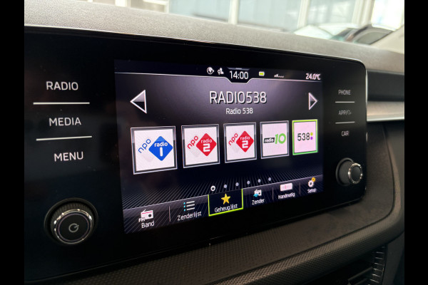 Škoda Fabia 1.0 TSi 95pk Ambition 5-drs. CARPLAY/CRUISE/PDC/TREKHAAK/STOELVERWARMING
