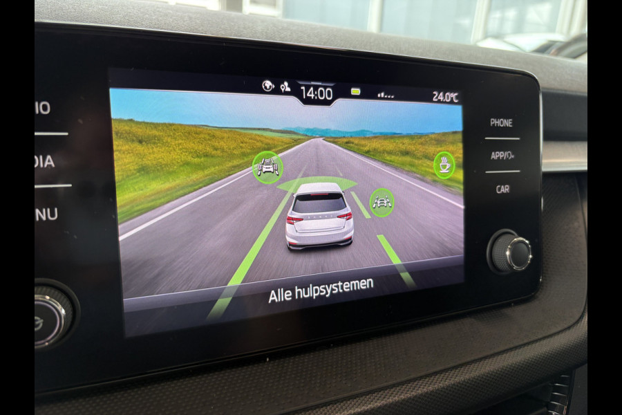 Škoda Fabia 1.0 TSi 95pk Ambition 5-drs. CARPLAY/CRUISE/PDC/TREKHAAK/STOELVERWARMING