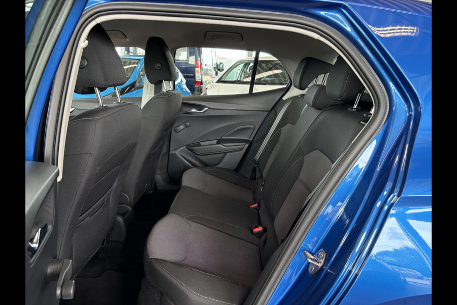 Škoda Fabia 1.0 TSi 95pk Ambition 5-drs. CARPLAY/CRUISE/PDC/TREKHAAK/STOELVERWARMING