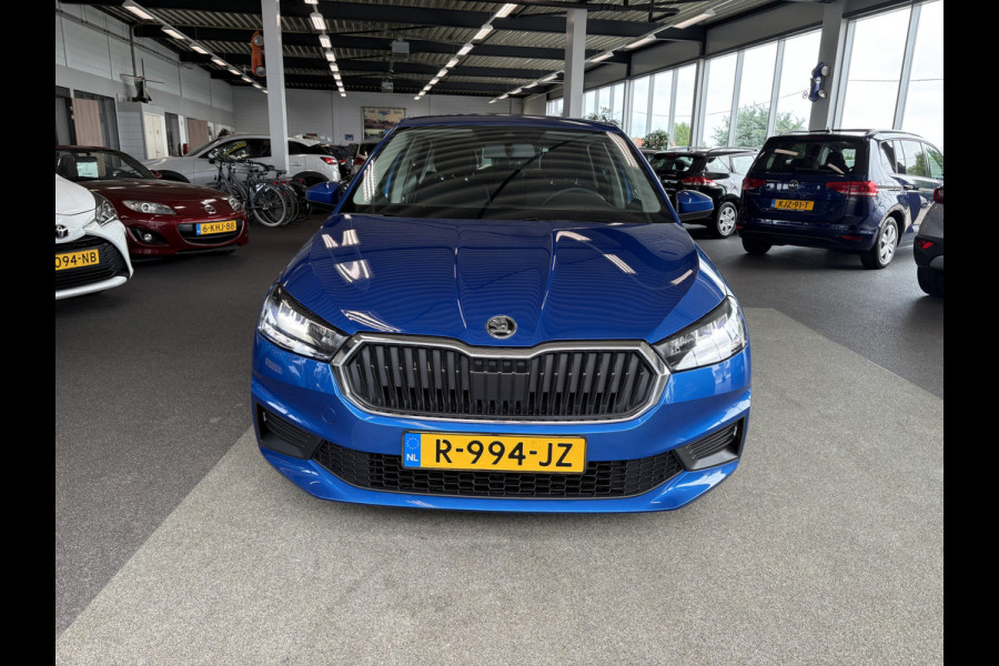 Škoda Fabia 1.0 TSi 95pk Ambition 5-drs. CARPLAY/CRUISE/PDC/TREKHAAK/STOELVERWARMING