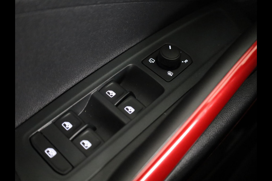 Škoda Fabia Monte Carlo 1.0 TSI 95 pk 5 versn. Hand | Verwarmbare voorstoelen | ACC | Hill start