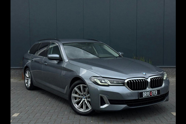 BMW 5 Serie Touring 530e High Executive NAVI | LEDER | LED | CRUISE CONTROL | SPORTVELGEN