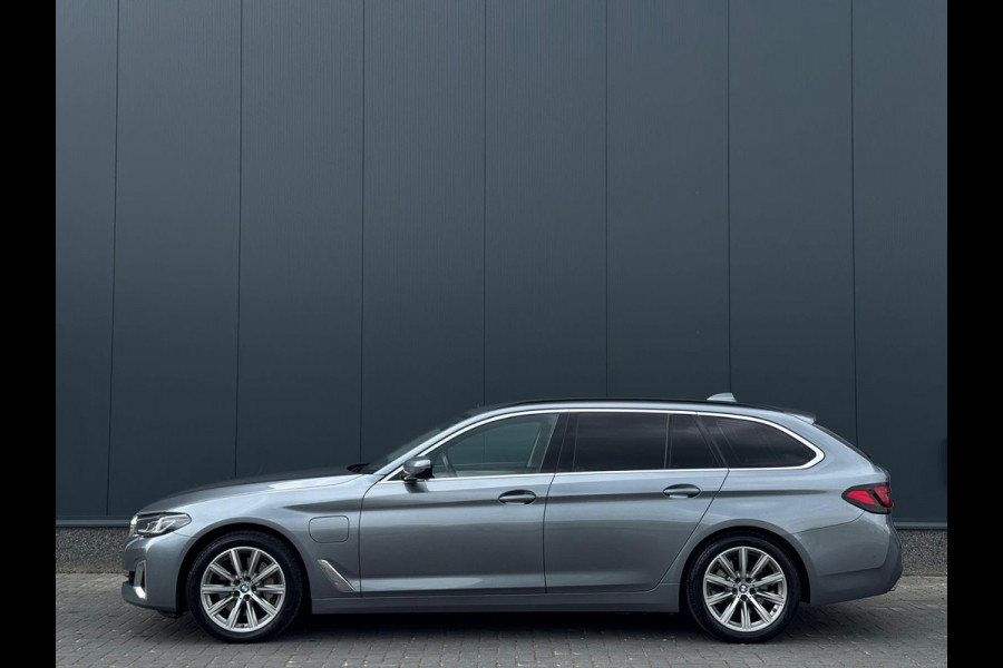BMW 5 Serie Touring 530e High Executive NAVI | LEDER | LED | CRUISE CONTROL | SPORTVELGEN