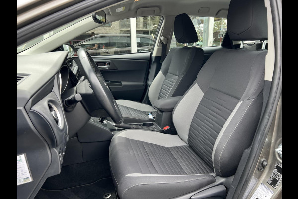 Toyota Auris 1.8 Hybrid Dynamic | Cruisecontrol, Keyless, Climate control, Navigatie