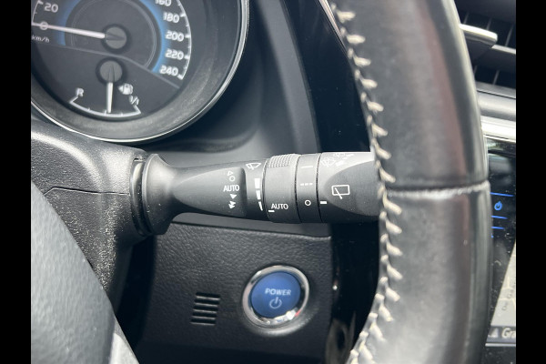 Toyota Auris 1.8 Hybrid Dynamic | Cruisecontrol, Keyless, Climate control, Navigatie