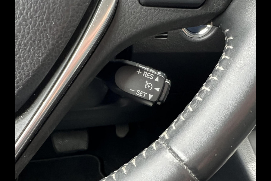 Toyota Auris 1.8 Hybrid Dynamic | Cruisecontrol, Keyless, Climate control, Navigatie